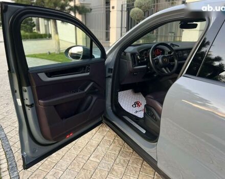 Порше Cayenne, об'ємом двигуна 3 л та пробігом 56 тис. км за 110000 $, фото 22 на Automoto.ua