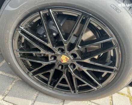 Порше Каен, объемом двигателя 3 л и пробегом 0 тыс. км за 148240 $, фото 8 на Automoto.ua