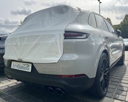 Порше Каен, объемом двигателя 3 л и пробегом 0 тыс. км за 148240 $, фото 34 на Automoto.ua