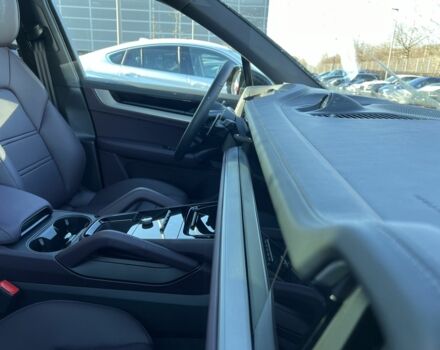 Порше Каен, объемом двигателя 3 л и пробегом 1 тыс. км за 130851 $, фото 12 на Automoto.ua