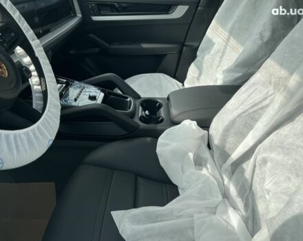 Порше Каен, объемом двигателя 3 л и пробегом 0 тыс. км за 148240 $, фото 21 на Automoto.ua