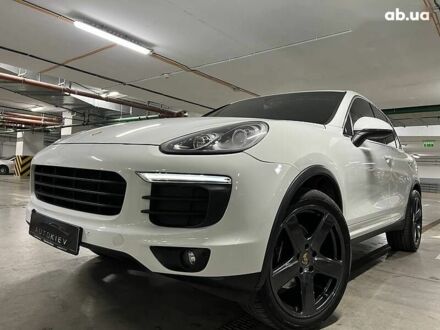 Порше Cayenne 2015 у Києві на Automoto.ua Порше Cayenne, об'ємом двигуна 3.6 л та пробігом 147 тис. км за 27900 $, фото 1 на Automoto.ua
