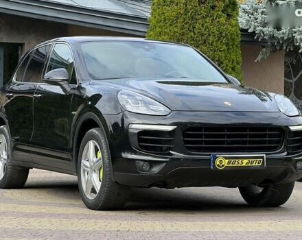 Порше Каен, объемом двигателя 0 л и пробегом 142 тыс. км за 33900 $, фото 1 на Automoto.ua