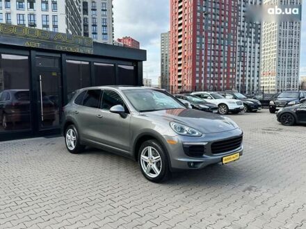Порше Cayenne 2015 у Києві на Automoto.ua Порше Cayenne, об'ємом двигуна 3.6 л та пробігом 71 тис. км за 30500 $, фото 1 на Automoto.ua