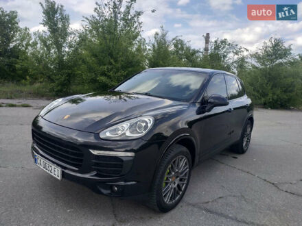 Порше Cayenne 2016 у Києві на Automoto.ua Порше Cayenne, об'ємом двигуна 0 л та пробігом 137 тис. км за 43500 $, фото 1 на Automoto.ua