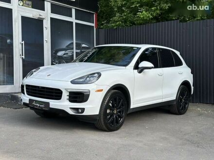 Порше Cayenne 2017 у Києві на Automoto.ua Порше Cayenne, об'ємом двигуна 3.6 л та пробігом 105 тис. км за 34500 $, фото 1 на Automoto.ua