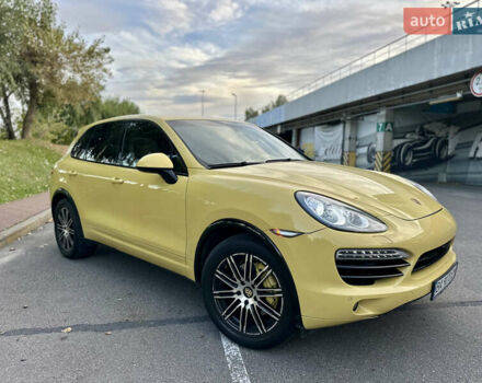 Жовтий Порше Cayenne, об'ємом двигуна 3 л та пробігом 220 тис. км за 13500 $, фото 3 на Automoto.ua