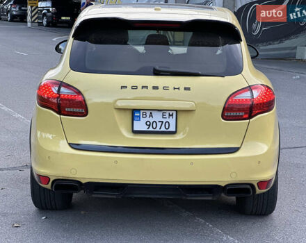 Жовтий Порше Cayenne, об'ємом двигуна 3 л та пробігом 220 тис. км за 13500 $, фото 12 на Automoto.ua