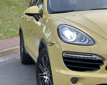 Жовтий Порше Cayenne, об'ємом двигуна 3 л та пробігом 220 тис. км за 13500 $, фото 7 на Automoto.ua