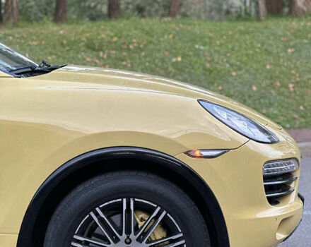 Жовтий Порше Cayenne, об'ємом двигуна 3 л та пробігом 220 тис. км за 13500 $, фото 19 на Automoto.ua