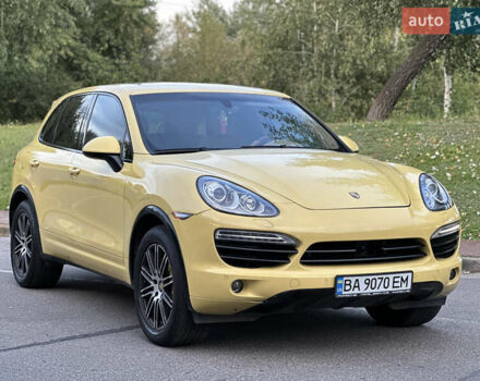 Жовтий Порше Cayenne, об'ємом двигуна 3 л та пробігом 220 тис. км за 13500 $, фото 16 на Automoto.ua