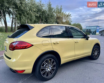 Жовтий Порше Cayenne, об'ємом двигуна 3 л та пробігом 220 тис. км за 13500 $, фото 8 на Automoto.ua