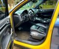 Жовтий Порше Cayenne, об'ємом двигуна 3 л та пробігом 257 тис. км за 21999 $, фото 5 на Automoto.ua