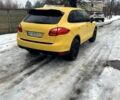 Желтый Порше Каен, объемом двигателя 3 л и пробегом 257 тыс. км за 21999 $, фото 1 на Automoto.ua