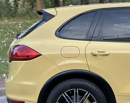 Жовтий Порше Cayenne, об'ємом двигуна 3 л та пробігом 220 тис. км за 13500 $, фото 18 на Automoto.ua