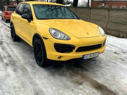 Жовтий Порше Cayenne, об'ємом двигуна 3 л та пробігом 257 тис. км за 21999 $, фото 1 на Automoto.ua