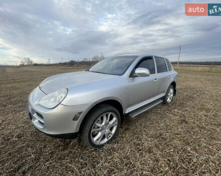 Серый Порше Каен, объемом двигателя 4.5 л и пробегом 265 тыс. км за 9000 $, фото 33 на Automoto.ua