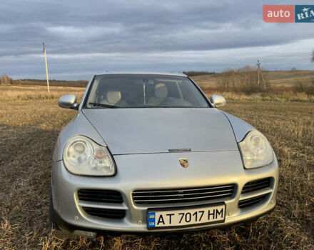 Серый Порше Каен, объемом двигателя 4.5 л и пробегом 265 тыс. км за 9000 $, фото 2 на Automoto.ua