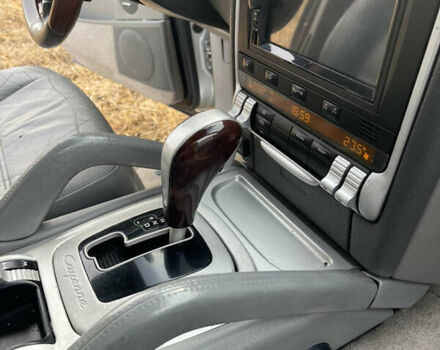 Серый Порше Каен, объемом двигателя 4.5 л и пробегом 265 тыс. км за 9000 $, фото 43 на Automoto.ua