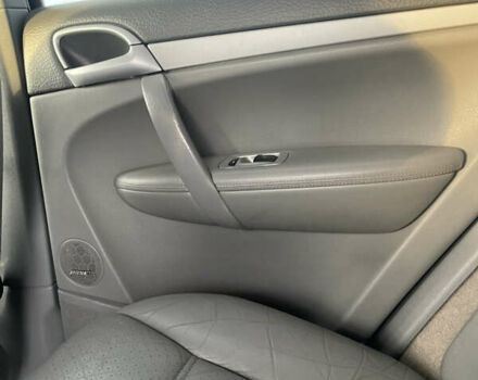 Серый Порше Каен, объемом двигателя 4.5 л и пробегом 265 тыс. км за 9000 $, фото 53 на Automoto.ua