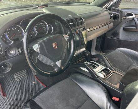 Сірий Порше Cayenne, об'ємом двигуна 4.5 л та пробігом 290 тис. км за 9500 $, фото 3 на Automoto.ua