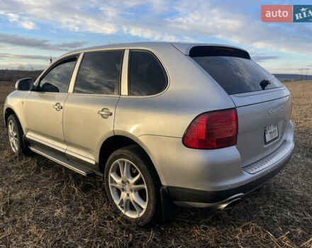 Серый Порше Каен, объемом двигателя 4.5 л и пробегом 265 тыс. км за 9000 $, фото 13 на Automoto.ua