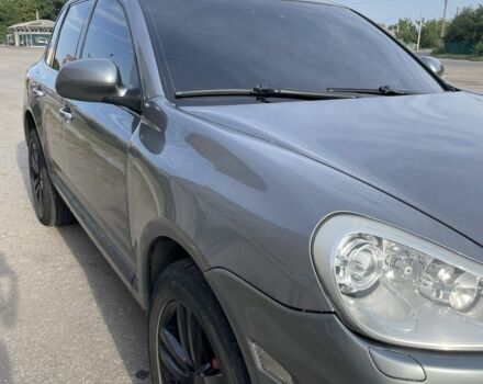 Сірий Порше Cayenne, об'ємом двигуна 4.5 л та пробігом 290 тис. км за 9500 $, фото 7 на Automoto.ua