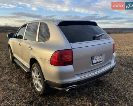 Серый Порше Каен, объемом двигателя 4.5 л и пробегом 265 тыс. км за 9000 $, фото 11 на Automoto.ua