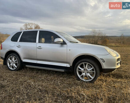 Серый Порше Каен, объемом двигателя 4.5 л и пробегом 265 тыс. км за 9000 $, фото 7 на Automoto.ua