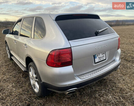 Серый Порше Каен, объемом двигателя 4.5 л и пробегом 265 тыс. км за 9000 $, фото 16 на Automoto.ua