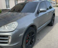 Сірий Порше Cayenne, об'ємом двигуна 4.51 л та пробігом 290 тис. км за 9500 $, фото 2 на Automoto.ua
