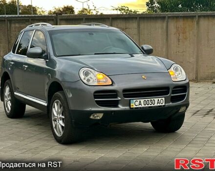 Сірий Порше Cayenne, об'ємом двигуна 4.5 л та пробігом 196 тис. км за 9500 $, фото 2 на Automoto.ua