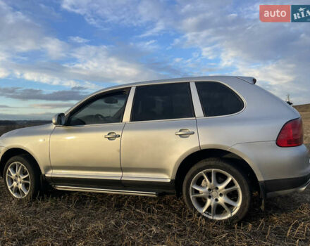 Серый Порше Каен, объемом двигателя 4.5 л и пробегом 265 тыс. км за 9000 $, фото 34 на Automoto.ua