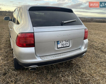 Серый Порше Каен, объемом двигателя 4.5 л и пробегом 265 тыс. км за 9000 $, фото 14 на Automoto.ua