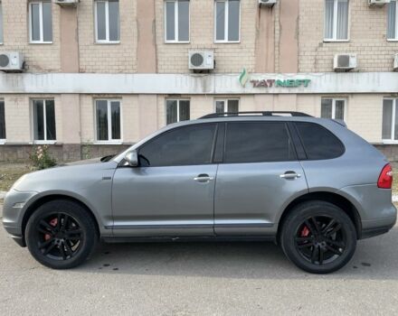 Сірий Порше Cayenne, об'ємом двигуна 4.5 л та пробігом 290 тис. км за 9500 $, фото 1 на Automoto.ua