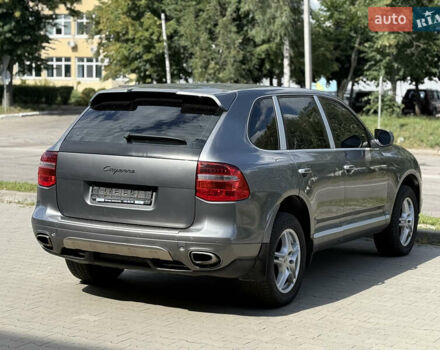 Сірий Порше Cayenne, об'ємом двигуна 3.6 л та пробігом 165 тис. км за 25900 $, фото 5 на Automoto.ua