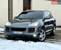 Сірий Порше Cayenne, об'ємом двигуна 4.8 л та пробігом 249 тис. км за 9700 $, фото 1 на Automoto.ua