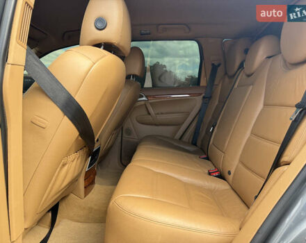 Сірий Порше Cayenne, об'ємом двигуна 3.6 л та пробігом 165 тис. км за 25900 $, фото 8 на Automoto.ua