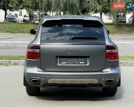 Сірий Порше Cayenne, об'ємом двигуна 3.6 л та пробігом 165 тис. км за 25900 $, фото 1 на Automoto.ua