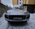 Сірий Порше Cayenne, об'ємом двигуна 4.81 л та пробігом 180 тис. км за 12000 $, фото 2 на Automoto.ua