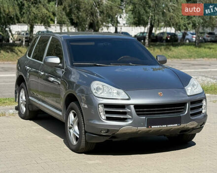 Сірий Порше Cayenne, об'ємом двигуна 3.6 л та пробігом 165 тис. км за 25900 $, фото 2 на Automoto.ua