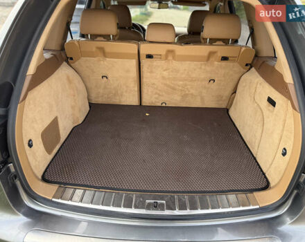 Сірий Порше Cayenne, об'ємом двигуна 4.8 л та пробігом 240 тис. км за 9300 $, фото 23 на Automoto.ua