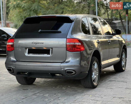 Сірий Порше Cayenne, об'ємом двигуна 3.6 л та пробігом 137 тис. км за 12500 $, фото 13 на Automoto.ua