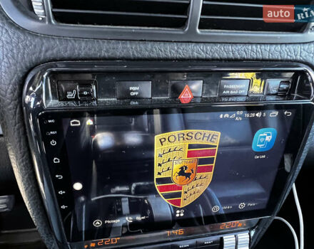 Сірий Порше Cayenne, об'ємом двигуна 3.6 л та пробігом 260 тис. км за 13000 $, фото 11 на Automoto.ua
