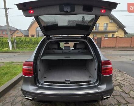 Сірий Порше Cayenne, об'ємом двигуна 4.8 л та пробігом 120 тис. км за 12000 $, фото 18 на Automoto.ua