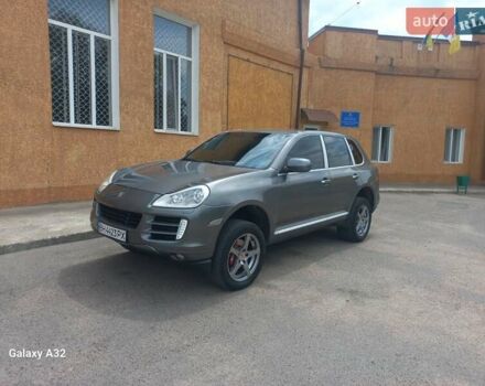 Сірий Порше Cayenne, об'ємом двигуна 3.6 л та пробігом 240 тис. км за 9200 $, фото 6 на Automoto.ua