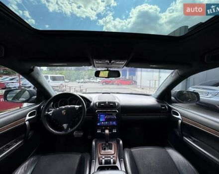 Сірий Порше Cayenne, об'ємом двигуна 4.8 л та пробігом 218 тис. км за 9900 $, фото 5 на Automoto.ua