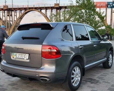 Сірий Порше Cayenne, об'ємом двигуна 3.6 л та пробігом 290 тис. км за 10500 $, фото 8 на Automoto.ua