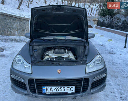 Сірий Порше Cayenne, об'ємом двигуна 4.8 л та пробігом 189 тис. км за 12500 $, фото 9 на Automoto.ua