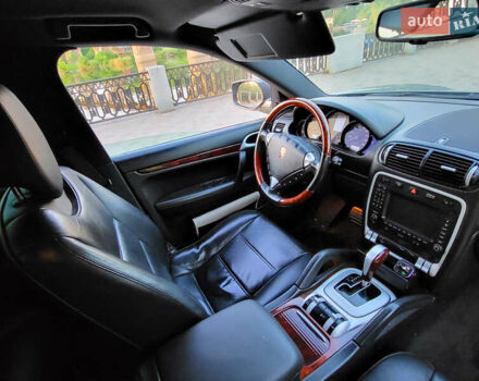 Сірий Порше Cayenne, об'ємом двигуна 3.6 л та пробігом 290 тис. км за 10500 $, фото 13 на Automoto.ua